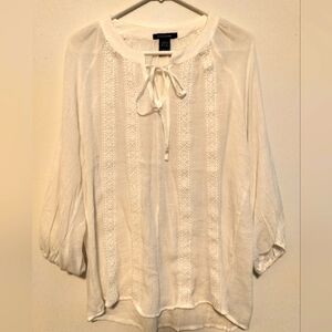 Robert Louis Boho Chic White Women's Top. NWOT. Size L.